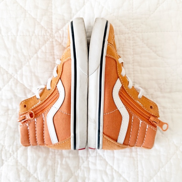 Vans Kids Sk8-Hi Reissue Side Zip High Top Sneakers 9 - Picture 4 of 9